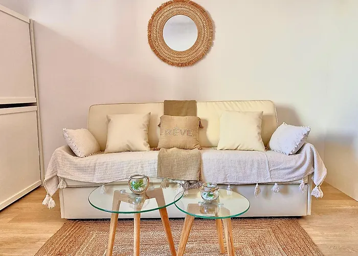 Paca Properties 57A - Studio Cosy